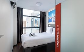 easyHotel Rotterdam City Centre